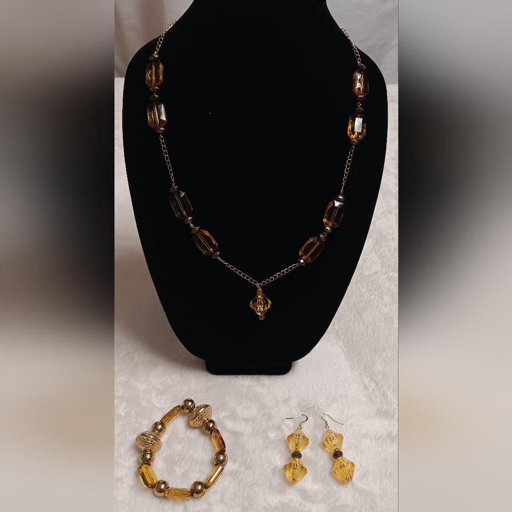Necklace, bracelet and earring set, yellow and gold, crystal, fine jewelry